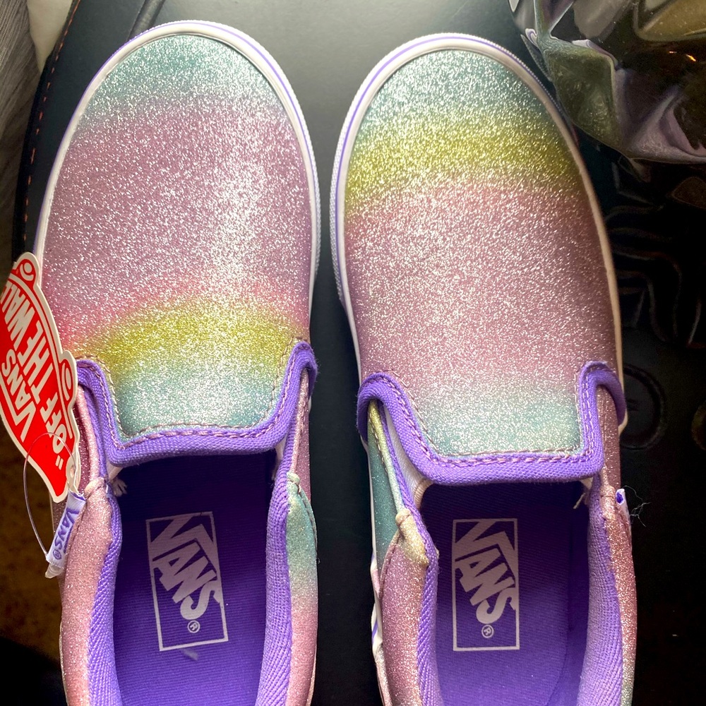 Girl’s NWT Vans